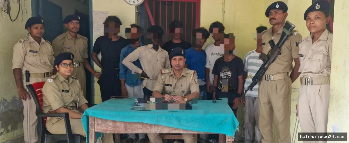 अपराध की योजना बना रहे आठ अपराधियों को पुलिस ने किया गिरफ्तार ; अवैध हथियार बरामद