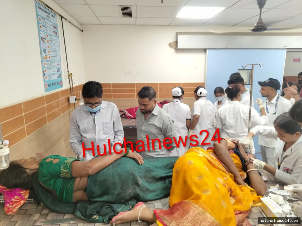 नैनी मंदिर से पूजा कर घर लौट रही महिलाओं से भरी टोटो पलटी ; चालक समेत आधा दर्जन गंभीर