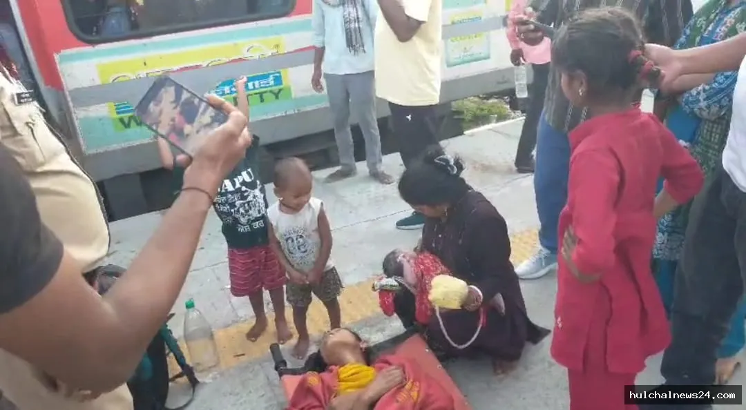 ट्रेन के अंदर महिला ने बच्चे को दिया जन्म