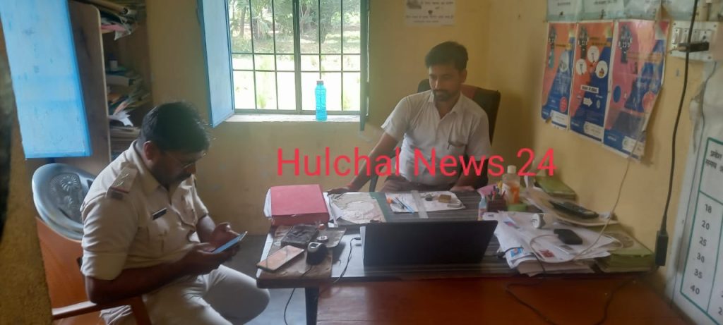 छपरा में सीएसपी संचालक से हथियार के बल पर ₹ 45000 की लूट ; बाइक सवार तीन अपराधियों ने दिया घटना को अंजाम