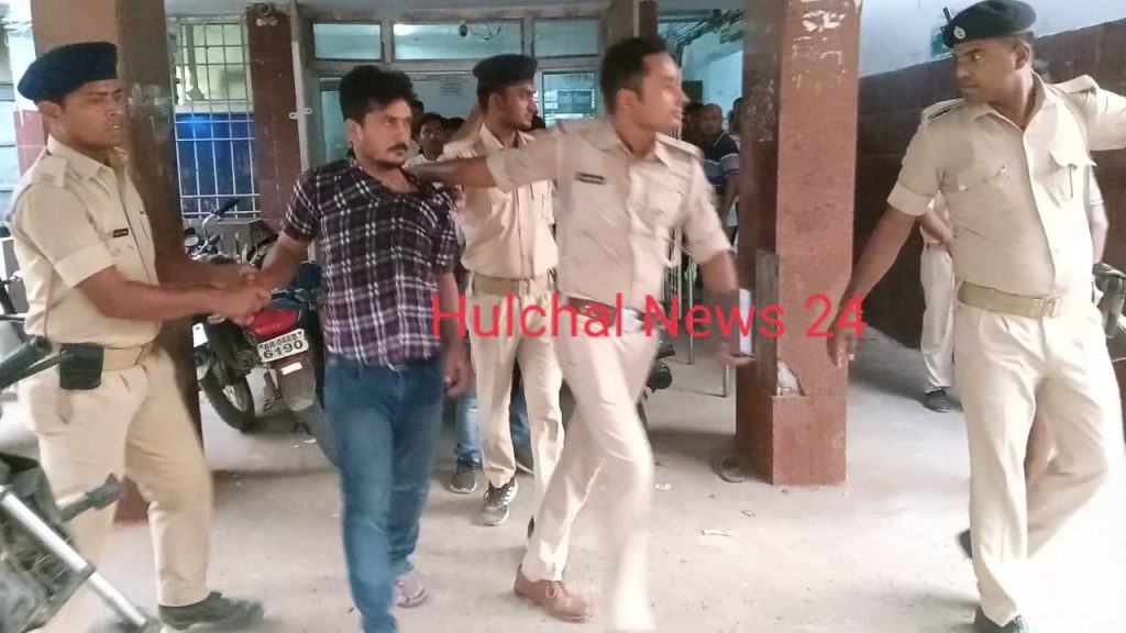 छपरा शहर में भूमि विवाद को ले दो पक्षों के बीच गोलीबारी में एक व्यक्ति की मौत ; गोली लगने से पांच गंभीर