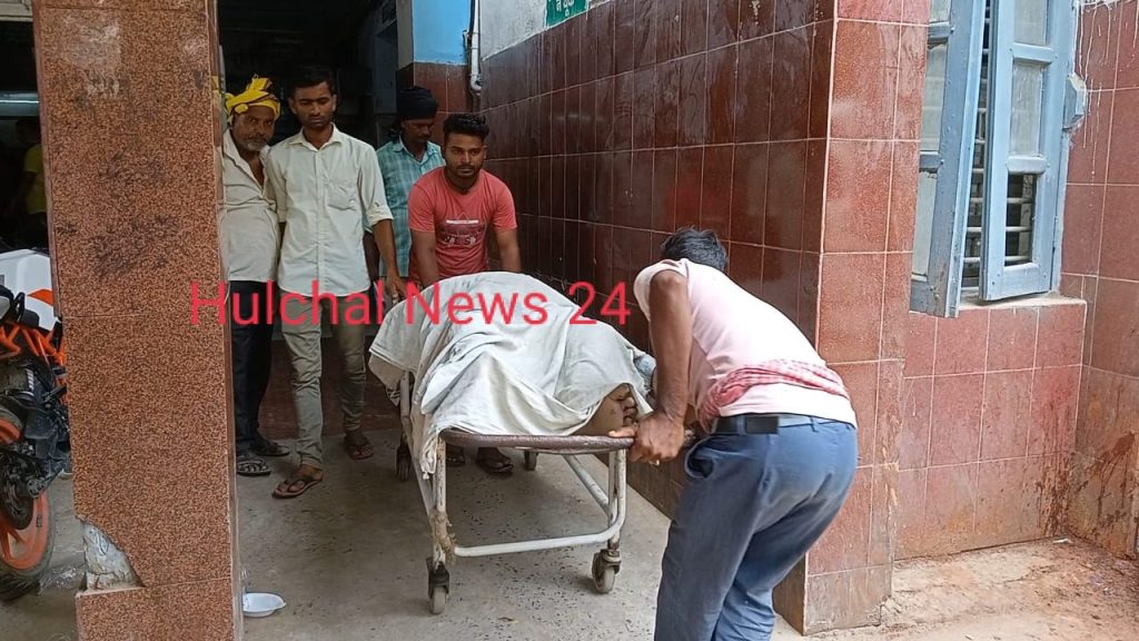 छपरा-सिवान मुख्य मार्ग पर अज्ञात वाहन के धक्के से ठेला चालक पिता की मौत ; पुत्र घायल
