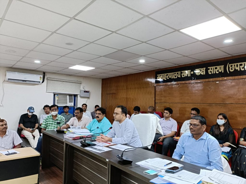 समन्वय स्थापित कर करें कार्यों का संपादन : सारण जिलाधिकारी