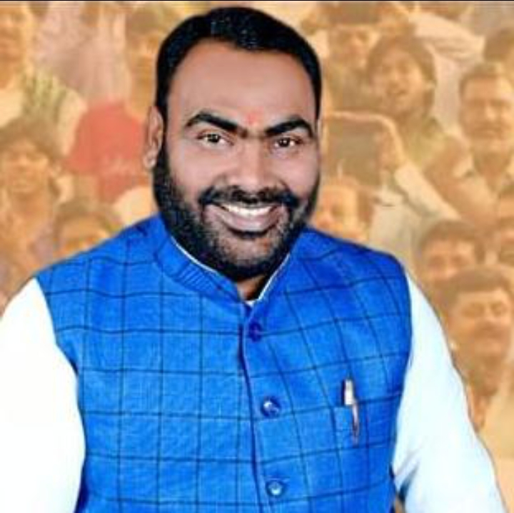 करणी सेना के पूर्व अध्यक्ष व दोनो भाई अभियंता के अपहरण मामले में गिरफ्तार ; ग्रामीण विकास विभाग के अभियंता को पुलिस ने उनके घर से कराया मुक्त