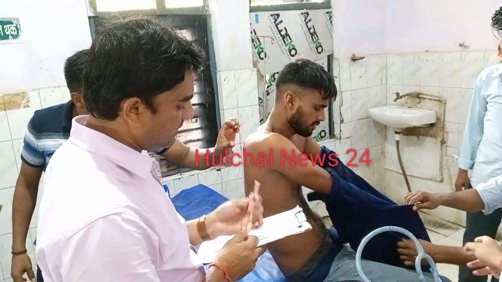भूमि विवाद को लेकर दो पक्षों के बीच जमकर मारपीट के बाद चाकूबाजी में एक युवक जख्मी