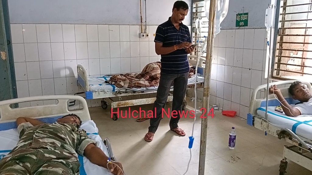 विषाक्त भोजन खाने से सेना के आधा दर्जन जवान बीमार ; सदर अस्पताल में चल रहा उपचार