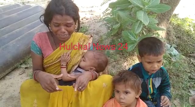 तीन बच्चों संग महिला ने गंगा नदी में लगा दी छलांग ; नाविकों ने नदी से निकाल बचा ली सभी की जान