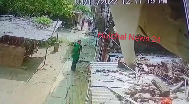 छपरा में शराब माफियाओं का तांडव ; घर पर चढ़कर दिनदहाड़े की फायरिंग