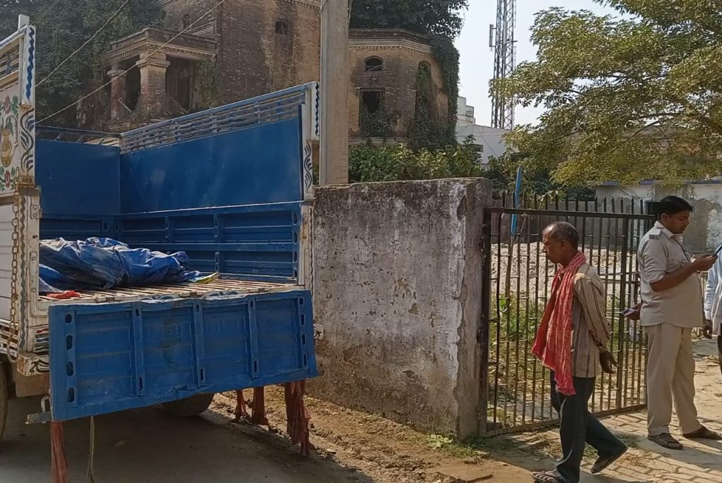 हत्या कर फेंके गए युवक के शव को पुलिस ने चंवर से किया बरामद