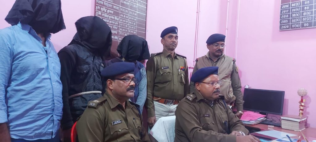 पुलिस ने चोरी की गई स्कॉर्पियो के साथ एक चोर को किया गिरफ्तार