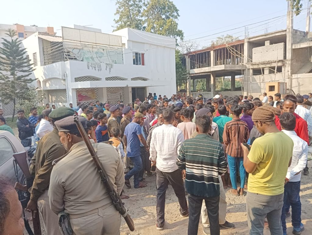 छपरा में अलग-अलग हादसों में एक बच्चा समेत तीन व्यक्ति की मौत ; महिला के शव की नहीं हुई शिनाख्त