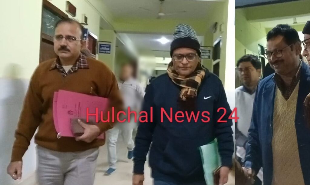 जहरीली शराब कांड मामले की जांच करने छपरा पहुंची मानवाधिकार आयोग की टीम ; छपरा सदर अस्पताल के सिविल सर्जन और अस्पताल उपाधीक्षक से हासिल की जानकारी