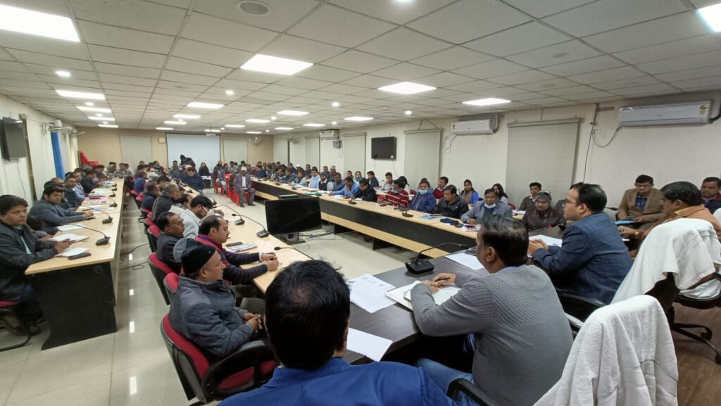 परिवाद पत्रों के निष्पादन में शिथिलता बरतने वाले पदाधिकारियों पर होगी अनुशासनिक कार्रवाई : सारण डीएम