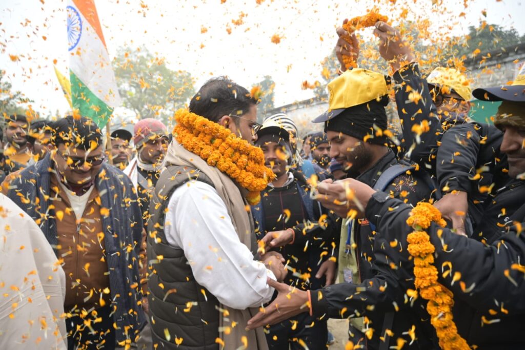 कोई पैसा दे तो रख लीजिए, लेकिन वोट दीजिए अपने बच्चों के भविष्य के नाम पर : प्रशांत किशोर