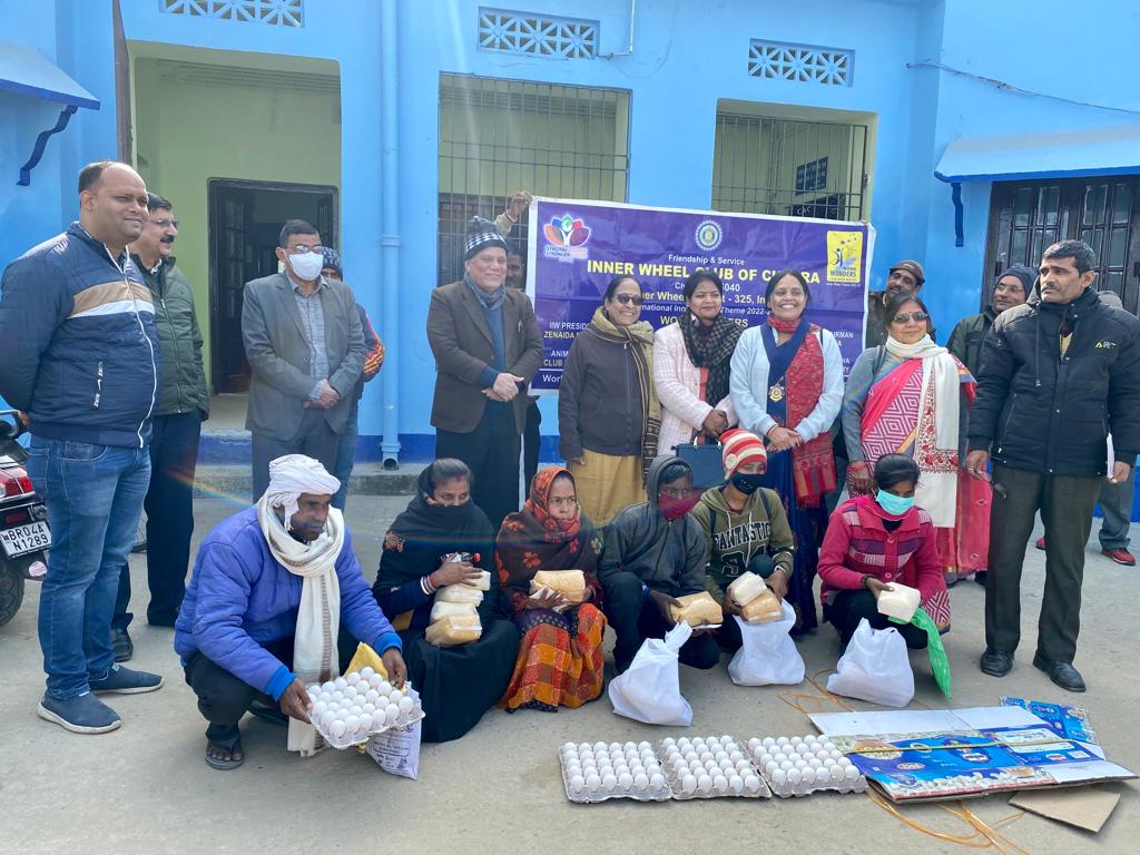 निक्षय मित्र योजना के तहत टीबी के 5 मरीजों को इनरव्हील क्लब छपरा ने लिया गोद