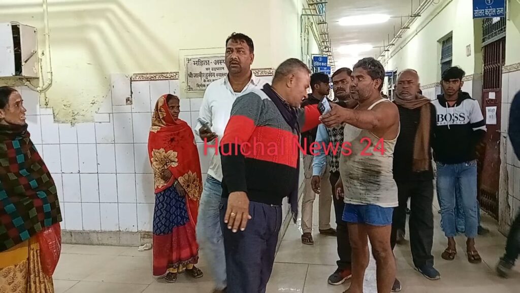 छपरा में अनियंत्रित स्कॉर्पियो के पानी भरे गड्ढे में पलटने से दो युवक की मौत ; मचा कोहराम