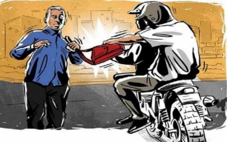 छपरा में बाइक सवार अपराधियों ने व्यवसायी से झपट लिए ₹5.30 लाख का थैला