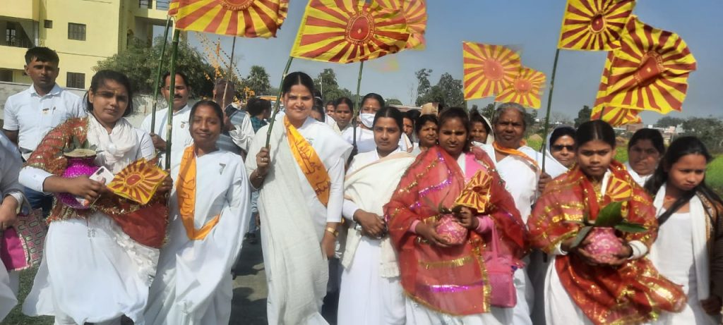 महाशिवरात्रि को ले चनावे में निकाली गई शिव शंकर व लक्ष्मी नारायण की मनमोहक झांकी