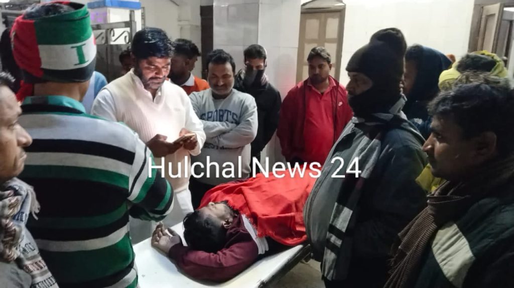 शादी समारोह में शामिल होने जा रहे युवक से बाइक लूट के दौरान गोली मारकर हत्या ; मचा कोहराम