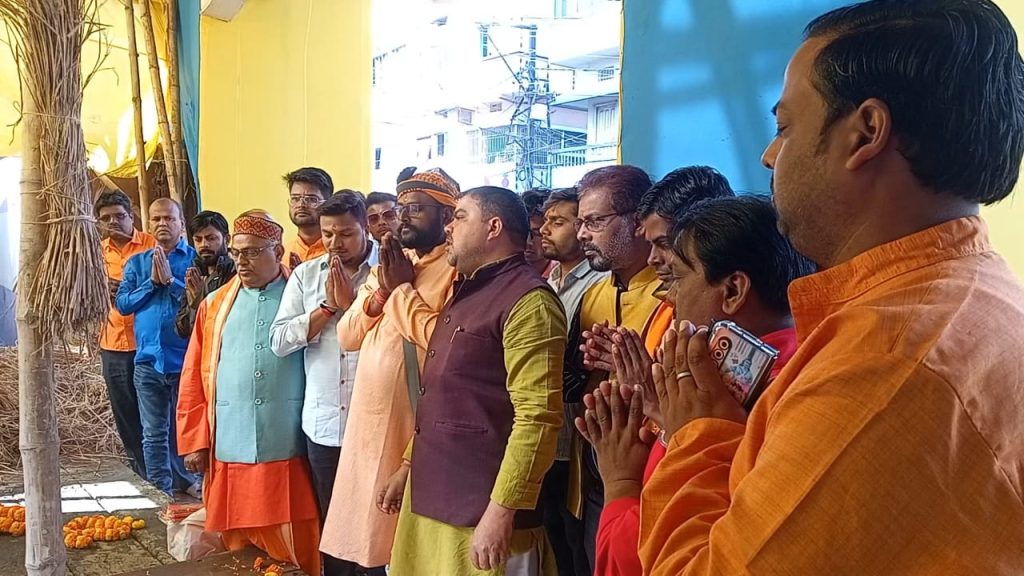 श्रीराम जन्मोत्सव शोभायात्रा में 15 फुट की होगी रामलला की प्रतिमा ; मंडप पूजन के साथ जन्मोत्सव का किया गया शुभारंभ