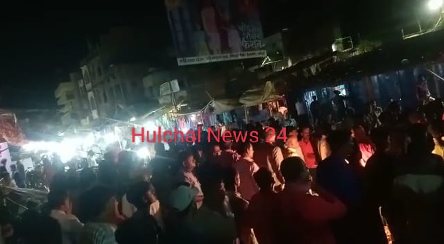 टमाटर के विवाद में सब्जी वालों ने एक्स आर्मी के जवान का चेहरा कर दिया लाल