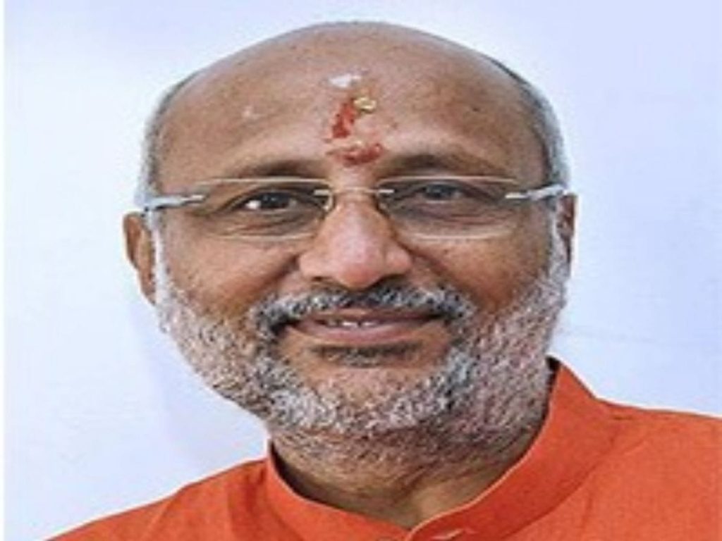 जूता उठाया तो कर देंगे सस्पेंड : राज्यपाल ; झारखंड के नये राज्यपाल ने ऐसा क्या किया कि देश में हो रही चर्चा, पढें …