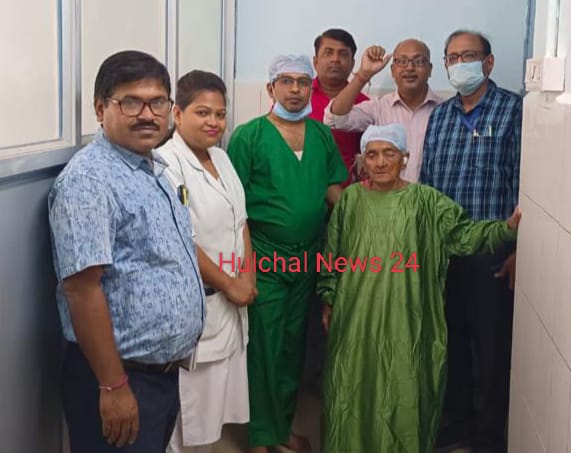 खुशखबरी : पहली बार किया गया छपरा सदर अस्पताल में मोतियाबिंद का ऑपरेशन