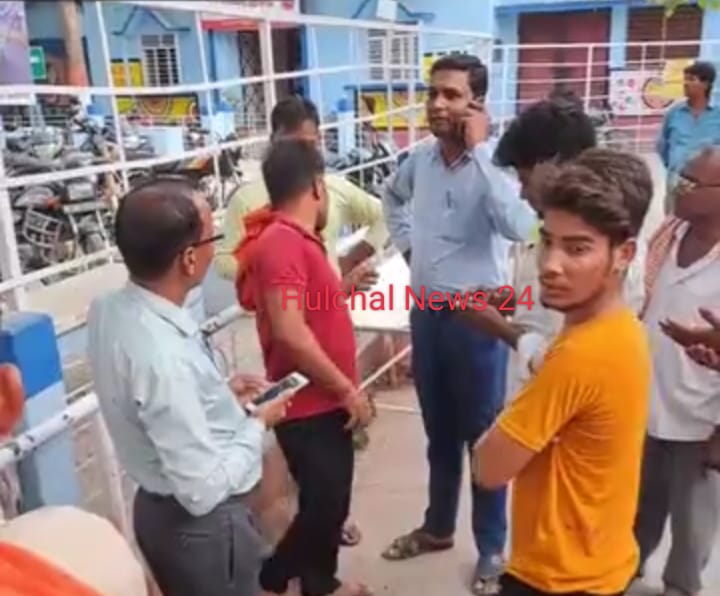 घर का छज्जा गिरने से काम कर रहे राजमिस्त्री की मौत
