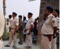 तिहरे हत्याकांड में पुलिस ने त्वरित कार्रवाई कर सात अभियुक्तो को किया गिरफ्तार ; हत्या में प्रयुक्त हथियार बरामद