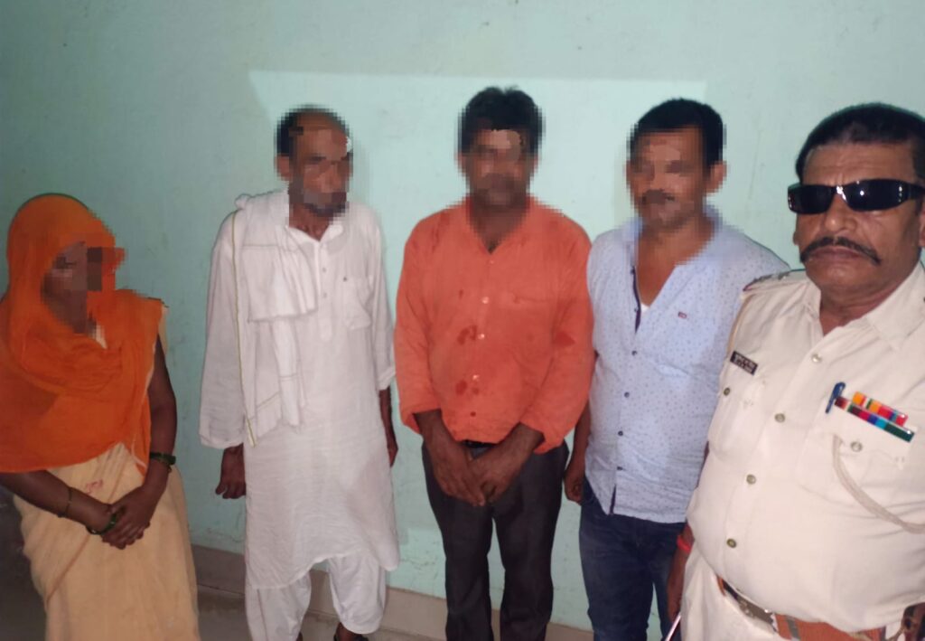 पिज्जा हट में चल रहा था दे’ह व्यापार का धं’धा ; पुलिस ने संचालक सहित 04 को किया गि’रफ्तार