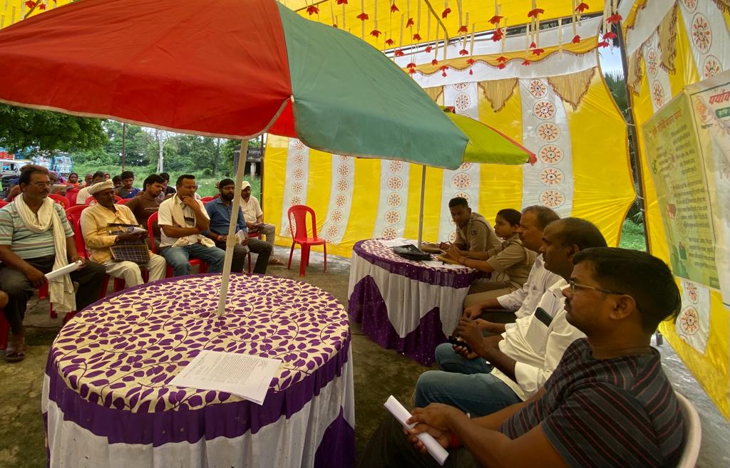 कृषि वानिकी पर जागरूकता के लिए वन प्रमंडल पदाधिकारी ने सभी पंचायतों के मुखिया के साथ बैठक कर किया विचार विमर्श