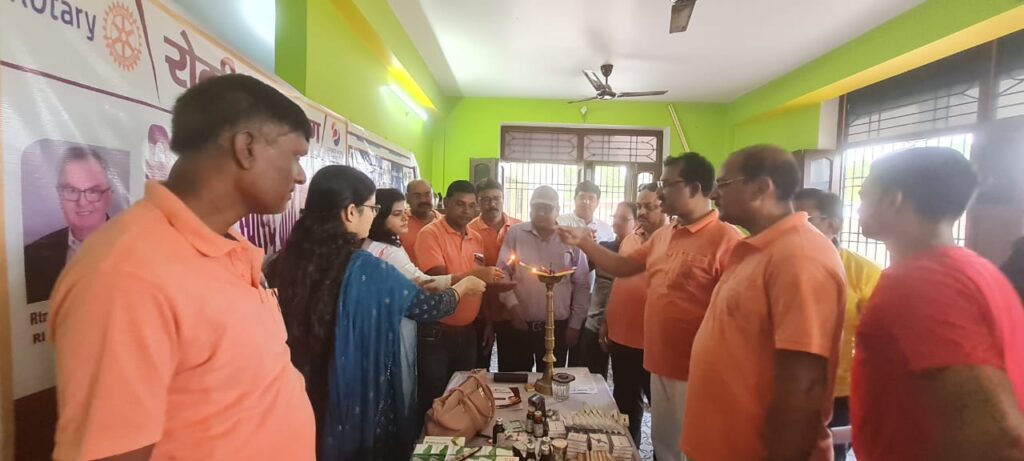 रोटरी सारण व इनरव्हील क्लब ऑफ सारण ने किया निःशुल्क स्वास्थ्य शिविर का आयोजन