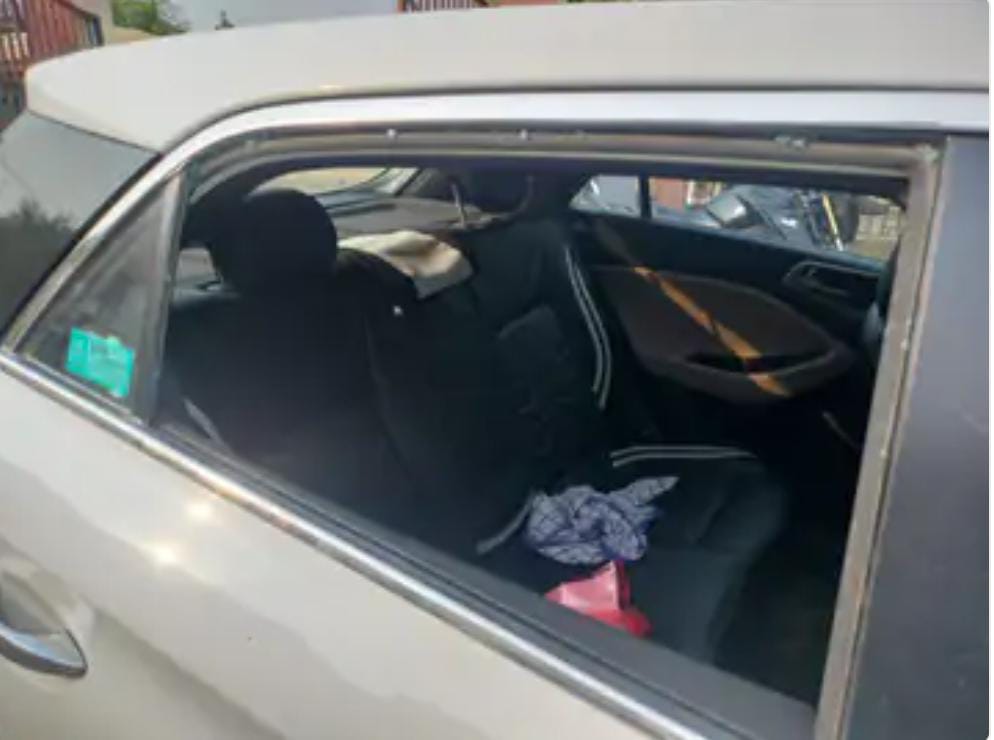 पटना में दिनदहाड़े कार का शीश तोड़कर ₹3.78 लाख की लू’ट