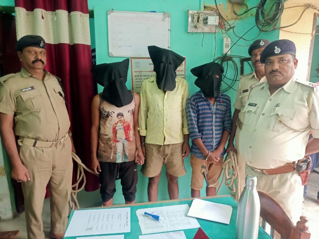 सारण पुलिस ने दोहरे ह’त्याकां’ड का किया खुलासा ; ऑनर किलिं’ग में लड़की के भाई ने की थी बहन व उसके प्रेमी की ह’त्या