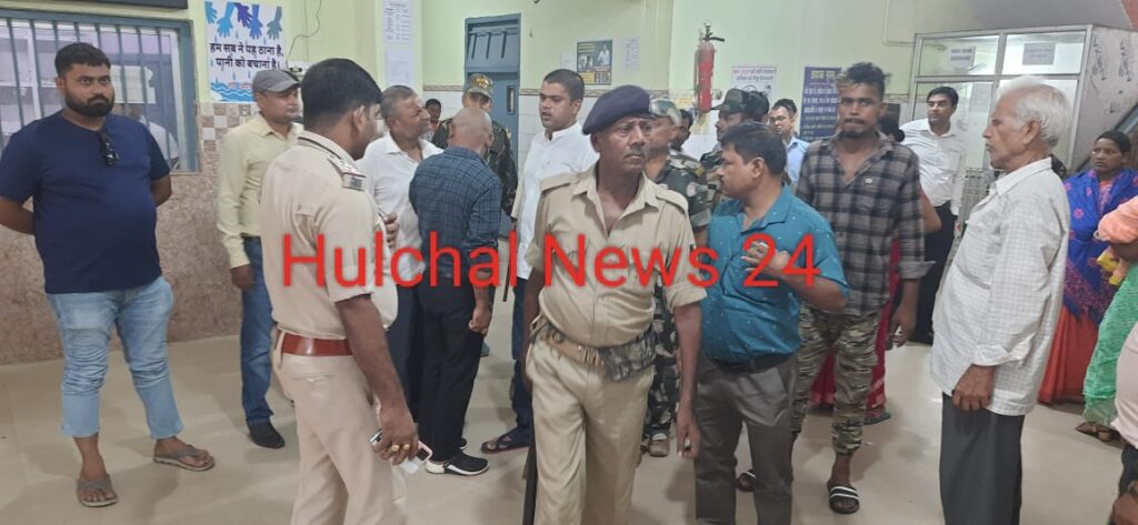 छपरा सदर अस्पताल में एक सप्ताह में चौथी बार बवाल ; चिकित्सक एवं मरीज के परिजनों के बीच हंगामे के बाद मौके पर पहुंची पुलिस तो मामला टला, नहीं तो…..