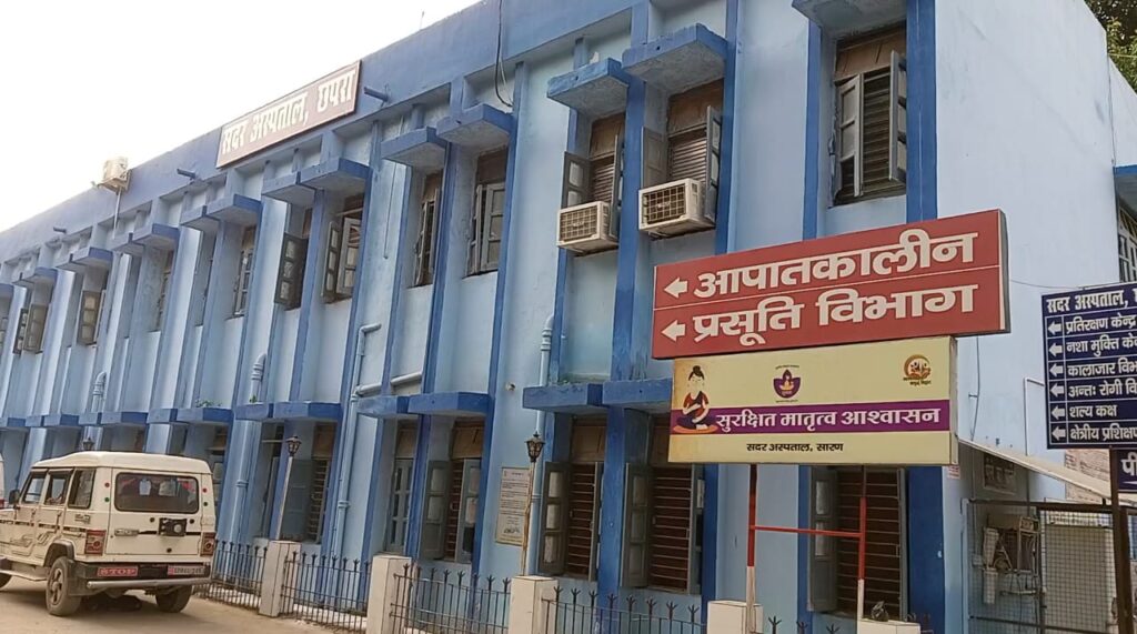 चिकित्सकों ने सिविल सर्जन को कार्यालय में घेरा तो बुलानी पर गई पुलिस ; 10 अक्टूबर तक नहीं मिला पूरा वेतन तो चिकित्सक करेंगे ह’ड़ताल