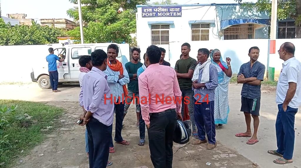 अनियं’त्रित कार ने साइकिल सवार युवक को रौं’दा ; मौ’त के बाद परिवार में मा’तम