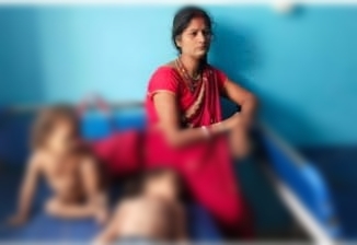 पारिवारिक कलह में महिला ने मासूम बच्चों के संग नदी में लगा दी छलांग ; फिर…