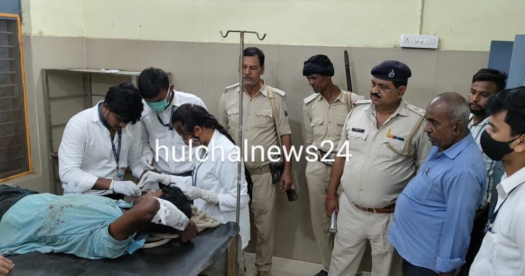‍ शराब पीकर हं’गामा कर रहा एक युवक चा’कू लगने से ज’ख्मी हो गया, भर्ती
