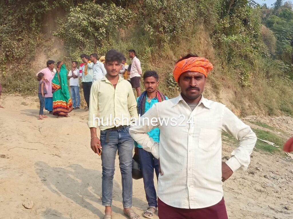 नाव हादसे मे डू’बे तीसरे व्यक्ति का श’व डोरीगंज नदी घाट से बरामद ; तीन श’वों की तलाश जारी