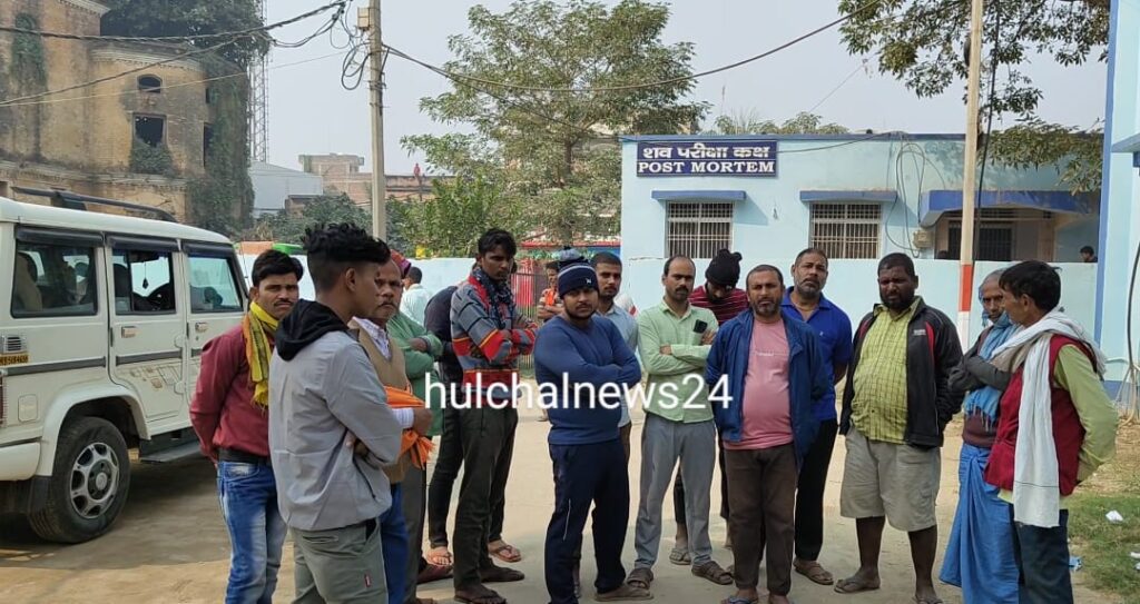 पूर्व के वि’वाद में बाइक में टक्कर मार युवक की धार’दार हथि’यार से ह’त्या ; छोटा भाई जेल में