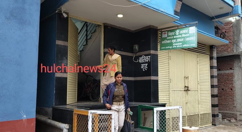 बालिका गृह से फरार तीन बच्चियों में एक ब’च्ची को किया गया ब’रामद ; दो की तलाश जारी