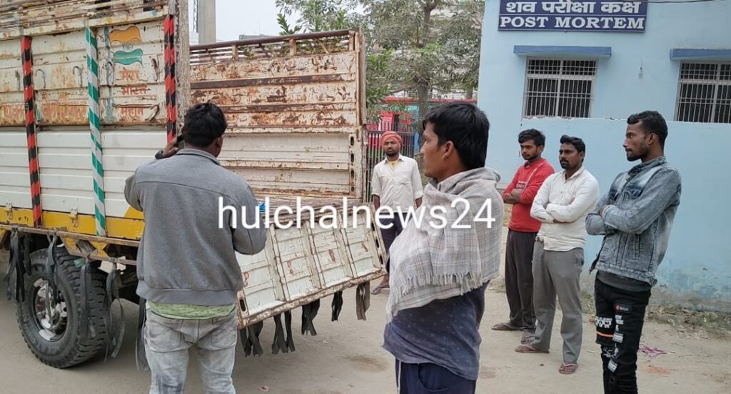 दादा की उंगली पड़कर जा रही पांच वर्षीय मासूम ब’च्ची की अ’नियंत्रित वाहन की चपेट में आने से मौ’त, दादा घायल