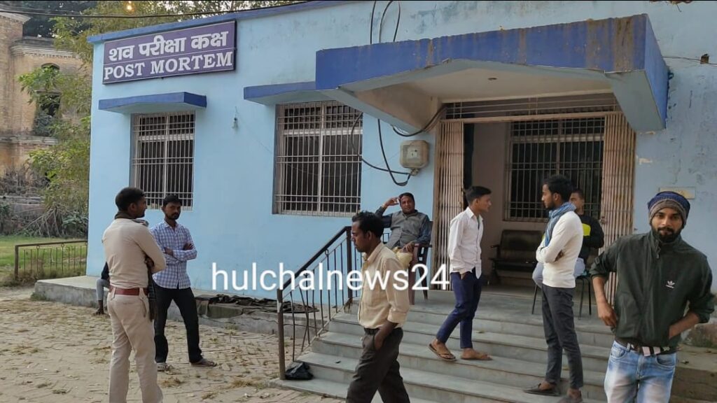 अ’नियंत्रित बस की चपेट में आने से टोटो सवार एक व्यक्ति की मौ’त ; महिला समेत अन्य घा’यल