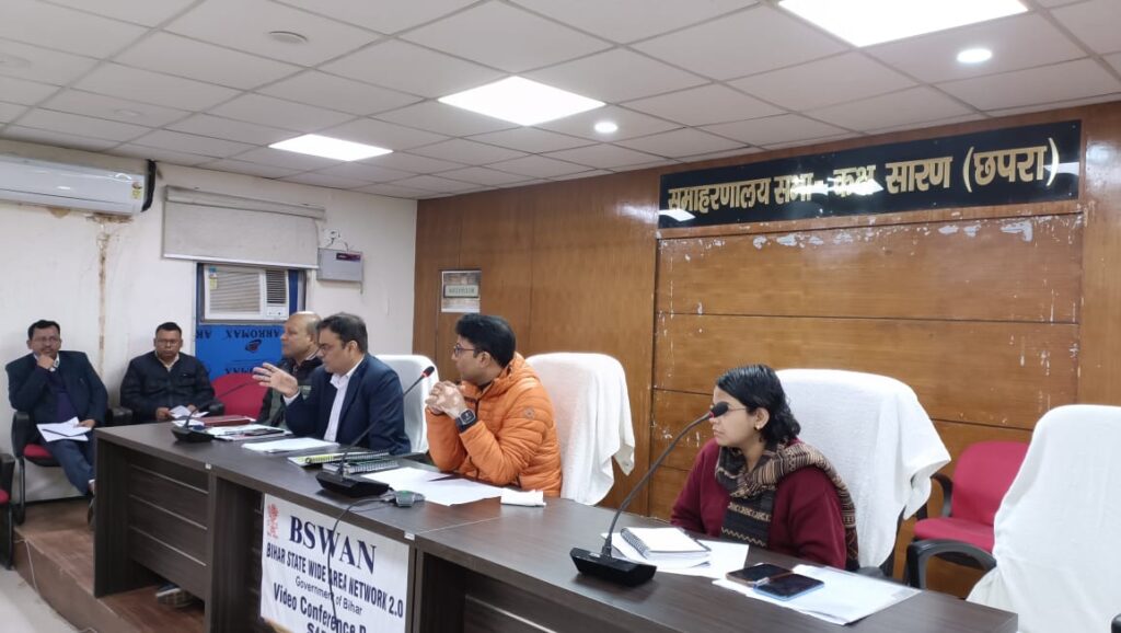 छपरा नगर निगम के मुख्य पार्षद पद के उप निर्वाचन के तैयारीयों की जिला निर्वाचन पदाधिकारी (न)-सह-जिला पदाधिकारी ने की समीक्षा ; 24 जनवरी को होगी मतगणना
