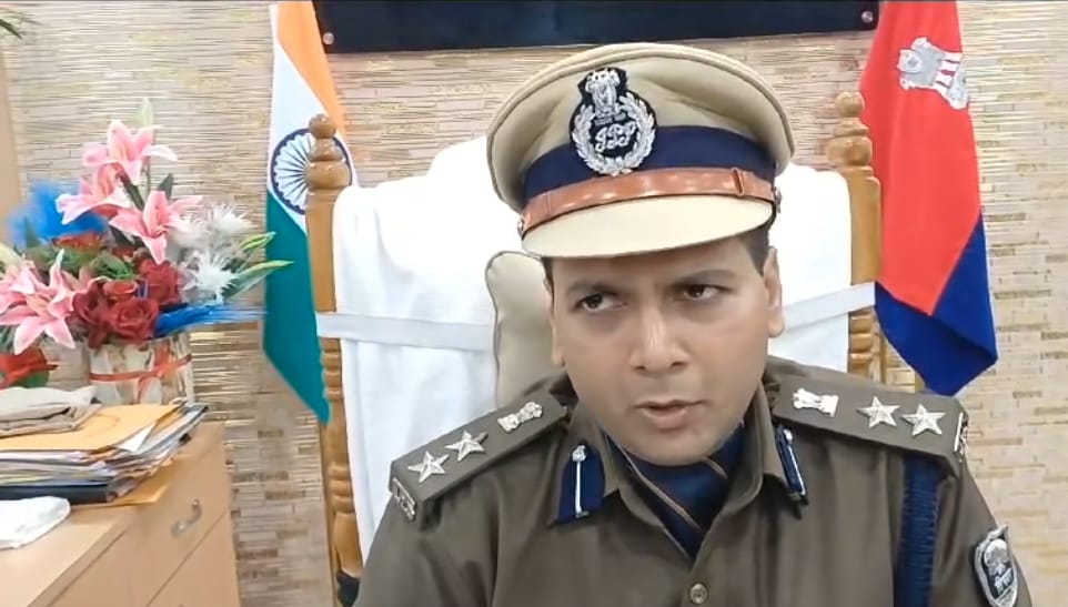 40 लाख का हे’रोइन बरामद ; दो त’स्कर गिरफ्तार, एक फरार