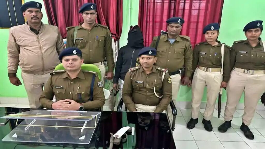 क’ट्टा दिखाकर जा’न से मा’रने की दे रहा था धमकी ; पहुंच गई पुलिस फिर …