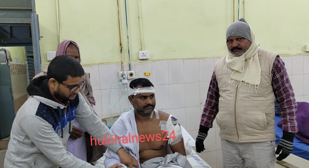 मुखिया पुत्र पर जा’नलेवा ह’मला ; बदमाशों ने चा’कू घों’पकर किया जख्मी
