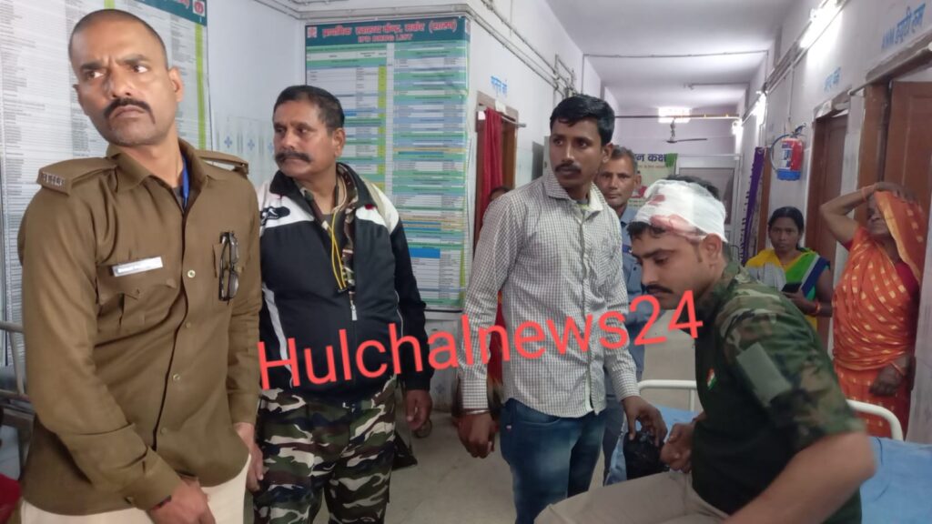खुरपी से पत्नी को मा’रकर मौ’त के घा’ट उतारा ; पहुंची पुलिस तो उसके सिर पर भी खुरपी से वा’र कर किया गंभीर
