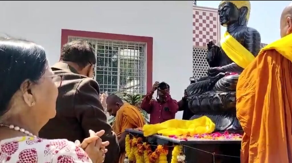 जीबीएम कॉलेज में कुलपति ने किया गौतम बुद्ध की प्रतिमा का अनावरण-सह-भवन उद्घाटन